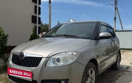 Skoda Fabia II, 2009 год, 550 000 рублей, 2 фотография