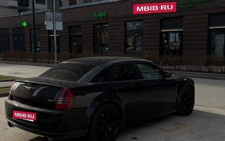 Chrysler 300C II, 2006 год, 1 700 000 рублей, 13 фотография