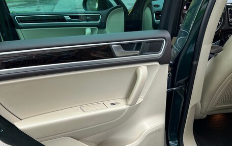 Volkswagen Touareg III, 2012 год, 2 200 000 рублей, 21 фотография
