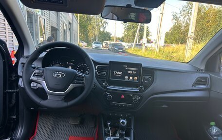 Hyundai Solaris II рестайлинг, 2021 год, 1 450 000 рублей, 21 фотография
