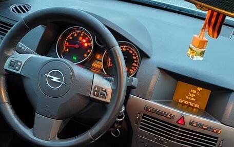 Opel Astra H, 2004 год, 170 000 рублей, 15 фотография