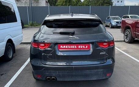 Jaguar F-Pace, 2016 год, 2 200 000 рублей, 3 фотография