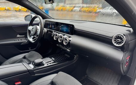 Mercedes-Benz A-Класс, 2020 год, 2 800 000 рублей, 18 фотография