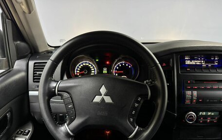 Mitsubishi Pajero IV, 2008 год, 1 349 000 рублей, 16 фотография