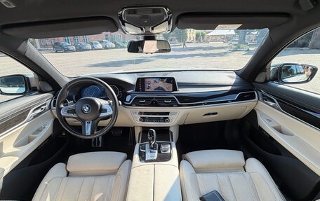 BMW 7 серия, 2017 год, 3 500 000 рублей, 8 фотография