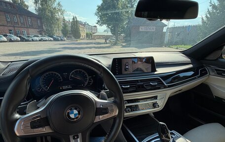 BMW 7 серия, 2017 год, 3 500 000 рублей, 13 фотография