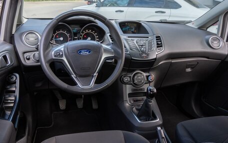 Ford Fiesta, 2015 год, 919 000 рублей, 6 фотография