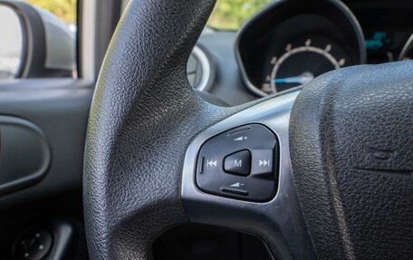 Ford Fiesta, 2015 год, 919 000 рублей, 13 фотография