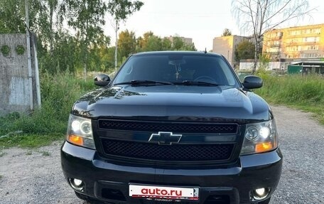 Chevrolet Tahoe III, 2006 год, 1 470 000 рублей, 1 фотография