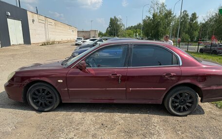 Hyundai Sonata IV рестайлинг, 2004 год, 150 000 рублей, 1 фотография