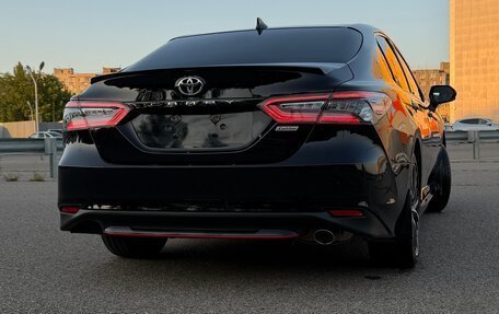 Toyota Camry, 2021 год, 3 450 000 рублей, 5 фотография