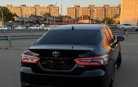 Toyota Camry, 2021 год, 3 450 000 рублей, 4 фотография