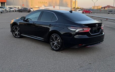 Toyota Camry, 2021 год, 3 450 000 рублей, 8 фотография