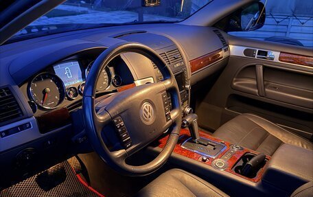 Volkswagen Touareg III, 2009 год, 1 650 000 рублей, 21 фотография