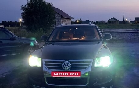 Volkswagen Touareg III, 2009 год, 1 650 000 рублей, 20 фотография