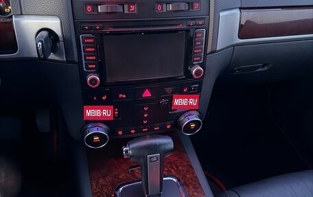 Volkswagen Touareg III, 2009 год, 1 650 000 рублей, 16 фотография