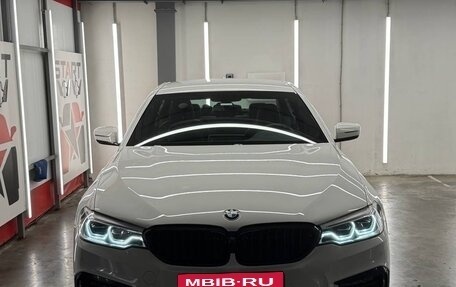 BMW 5 серия, 2018 год, 4 000 000 рублей, 3 фотография