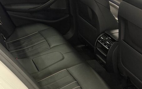 BMW 5 серия, 2018 год, 4 000 000 рублей, 23 фотография