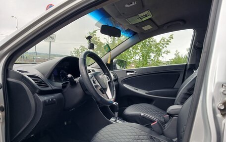 Hyundai Solaris II рестайлинг, 2011 год, 600 000 рублей, 10 фотография
