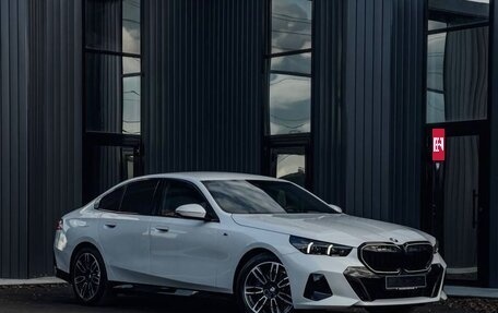 BMW 5 серия, 2024 год, 7 300 000 рублей, 4 фотография