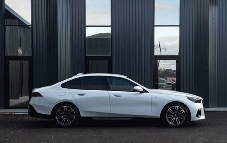 BMW 5 серия, 2024 год, 7 300 000 рублей, 6 фотография