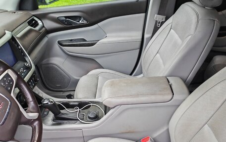 GMC Acadia II, 2018 год, 1 500 000 рублей, 23 фотография