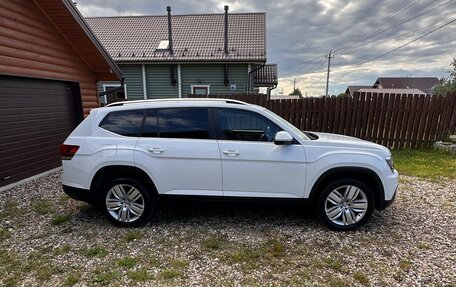 Volkswagen Teramont I, 2018 год, 2 600 000 рублей, 2 фотография