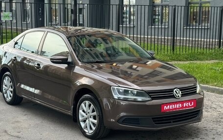 Volkswagen Jetta VI, 2012 год, 565 000 рублей, 3 фотография