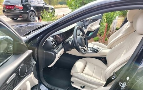 Mercedes-Benz E-Класс, 2018 год, 4 200 000 рублей, 1 фотография