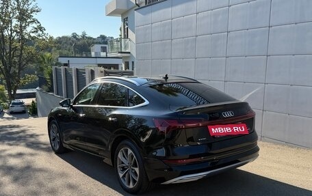Audi e-tron Sportback I, 2021 год, 4 950 000 рублей, 3 фотография