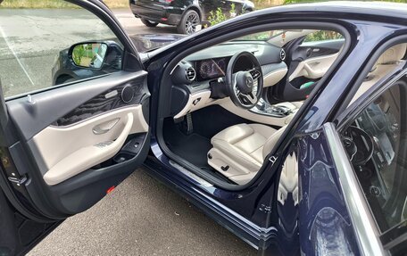 Mercedes-Benz E-Класс, 2018 год, 4 200 000 рублей, 2 фотография