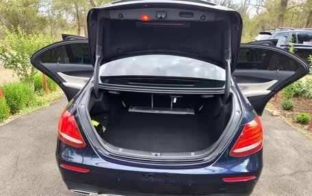 Mercedes-Benz E-Класс, 2018 год, 4 200 000 рублей, 5 фотография