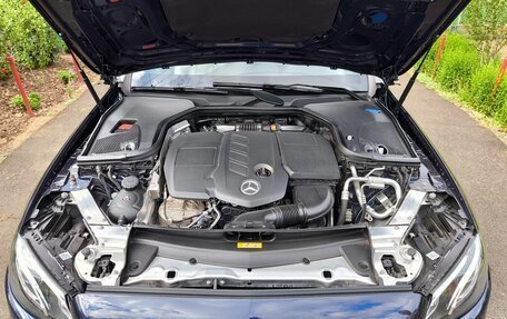 Mercedes-Benz E-Класс, 2018 год, 4 200 000 рублей, 13 фотография