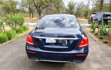 Mercedes-Benz E-Класс, 2018 год, 4 200 000 рублей, 18 фотография