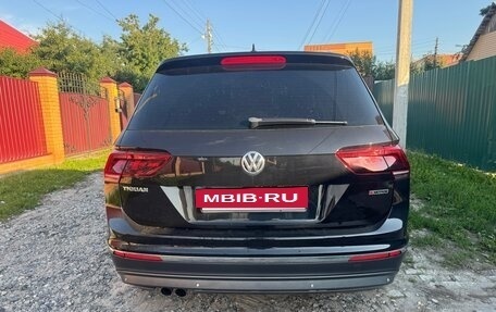 Volkswagen Tiguan II, 2017 год, 2 750 000 рублей, 5 фотография