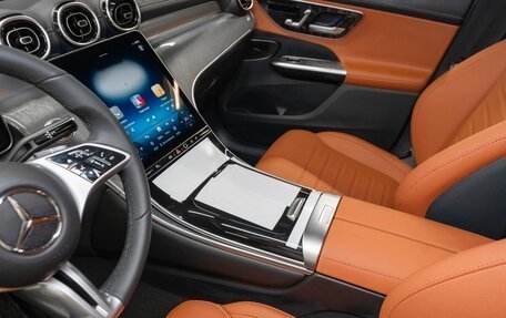 Mercedes-Benz GLC, 2024 год, 10 500 000 рублей, 15 фотография