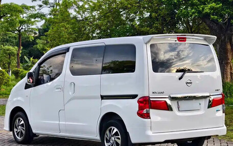 Nissan NV200, 2018 год, 900 000 рублей, 10 фотография