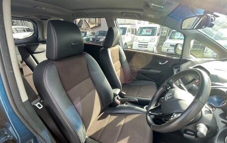 Honda Fit Shuttle I рестайлинг, 2013 год, 790 000 рублей, 11 фотография