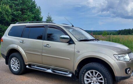 Mitsubishi Pajero Sport II рестайлинг, 2008 год, 1 400 000 рублей, 3 фотография