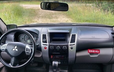 Mitsubishi Pajero Sport II рестайлинг, 2008 год, 1 400 000 рублей, 13 фотография