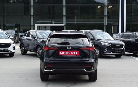 Lexus NX I, 2017 год, 2 987 000 рублей, 9 фотография