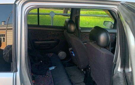 Nissan Cube II, 1999 год, 235 000 рублей, 2 фотография