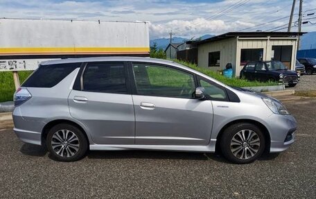 Honda Fit Shuttle I рестайлинг, 2015 год, 753 200 рублей, 2 фотография