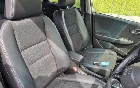 Honda Fit Shuttle I рестайлинг, 2015 год, 753 200 рублей, 9 фотография