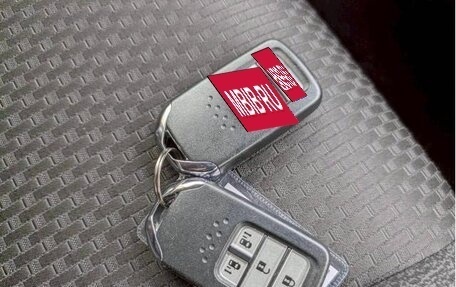 Honda Stepwgn IV, 2018 год, 1 385 000 рублей, 17 фотография
