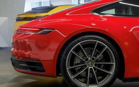 Porsche 911, 2019 год, 12 997 000 рублей, 14 фотография