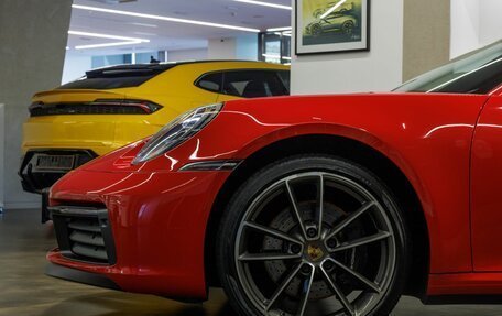 Porsche 911, 2019 год, 12 997 000 рублей, 16 фотография