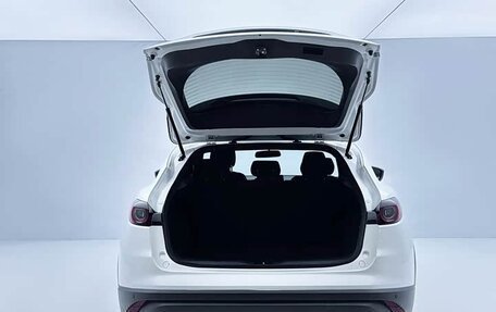 Mazda CX-4, 2022 год, 2 050 000 рублей, 7 фотография