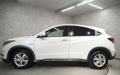 Honda Vezel, 2015 год, 890 000 рублей, 2 фотография