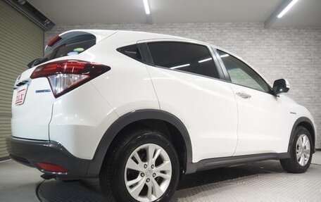Honda Vezel, 2015 год, 890 000 рублей, 9 фотография